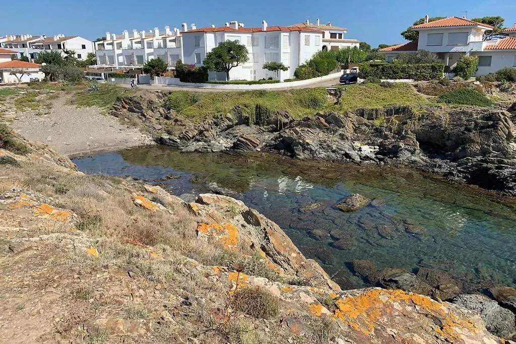 Beachfront Duplex With Terrace And Sea Views - Cadaqués 0*,