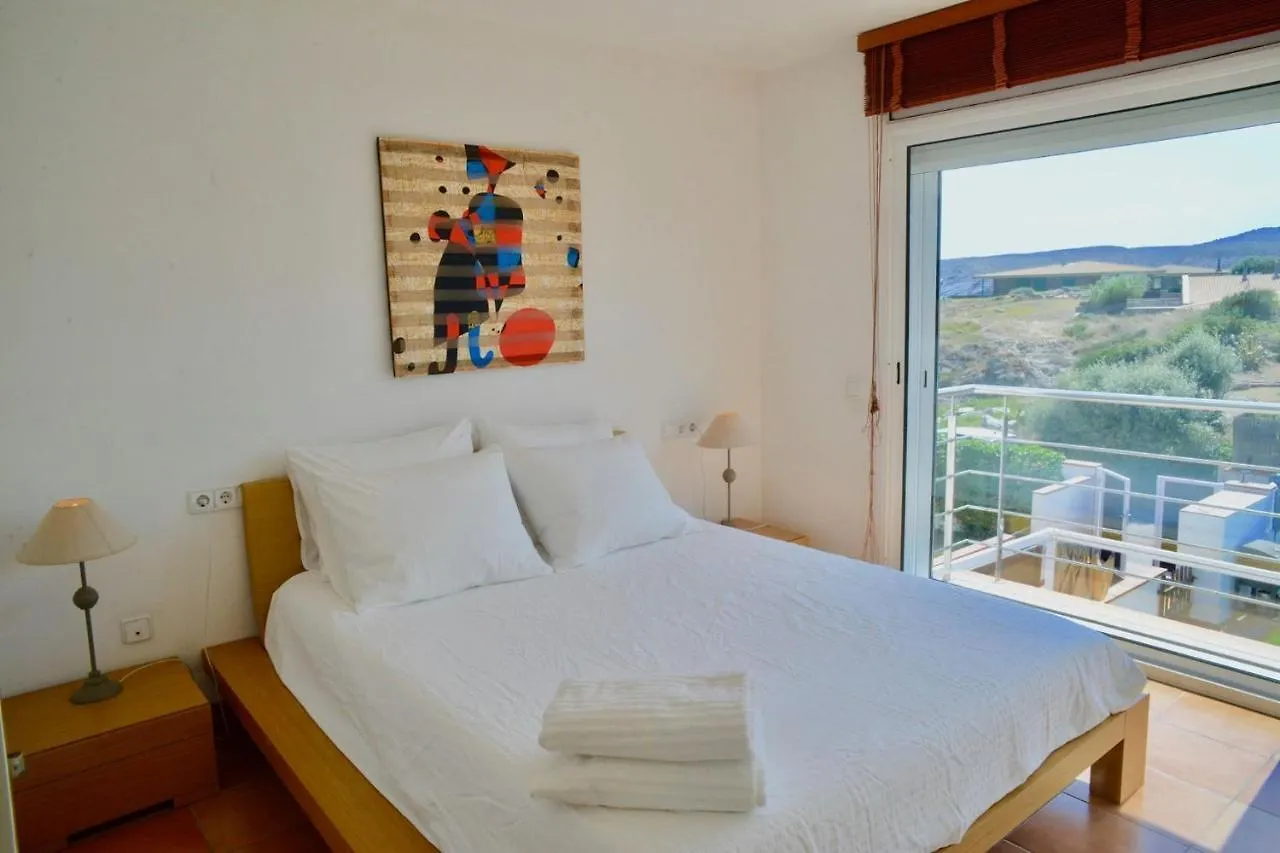 Beachfront Duplex With Terrace And Sea Views - Cadaqués Casa de Férias