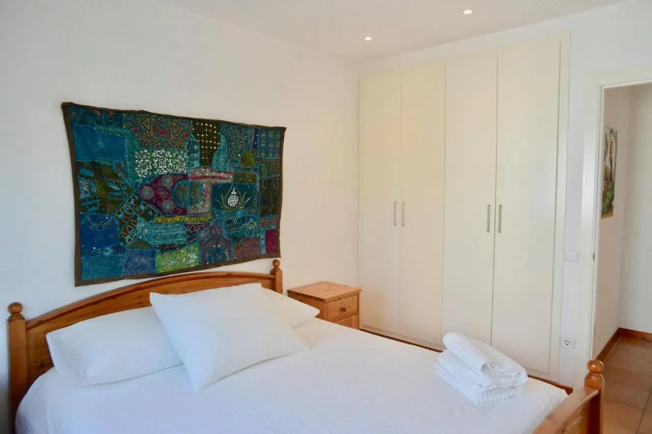 Beachfront Duplex With Terrace And Sea Views - Cadaqués 0*,  Spagna