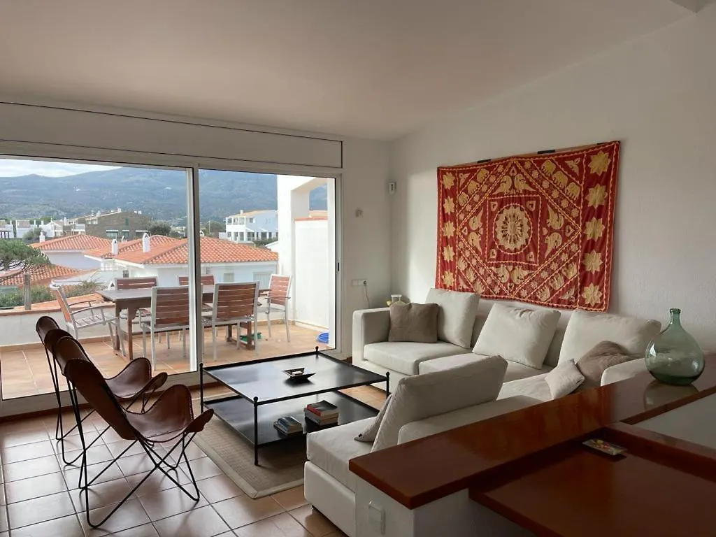 Holiday home Beachfront Duplex With Terrace And Sea Views - Cadaques